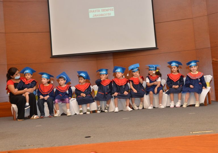 ACTO CLAUSURA DEL CICLO LECTIVO 2021 DEL JARDIN MATERNAL “CIUDAD MAGICA”