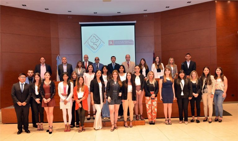 JURA 16 DE DICIEMBRE – BIENVENIDAS Y BIENVENIDOS NUEVOS COLEGAS